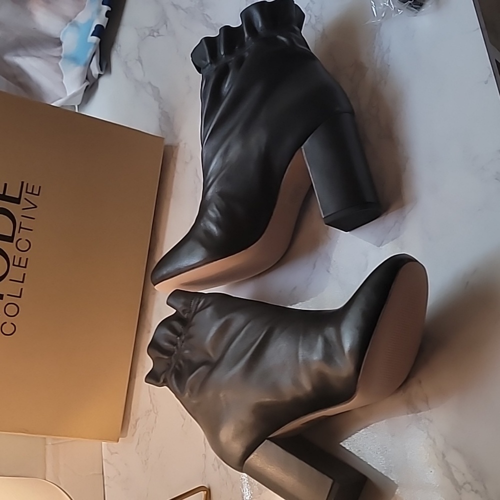 🔥🔥MODE COLLECTION JIRA LEATHER ANKLE BOOT BLACK SIZE 9 - Picture 12 of 13